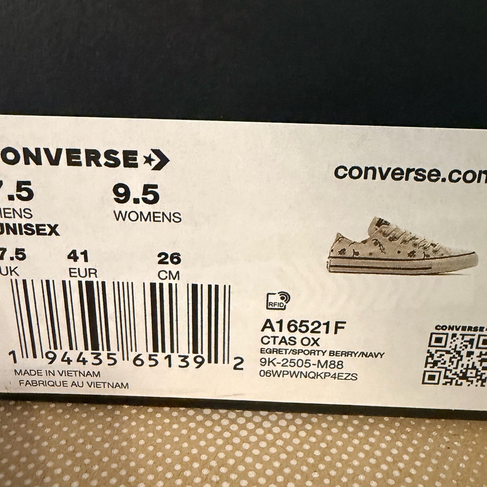 Converse Women's Chuck Taylor All-star low Floral Sneakers 7.5/9.5 - Picture 4 of 4